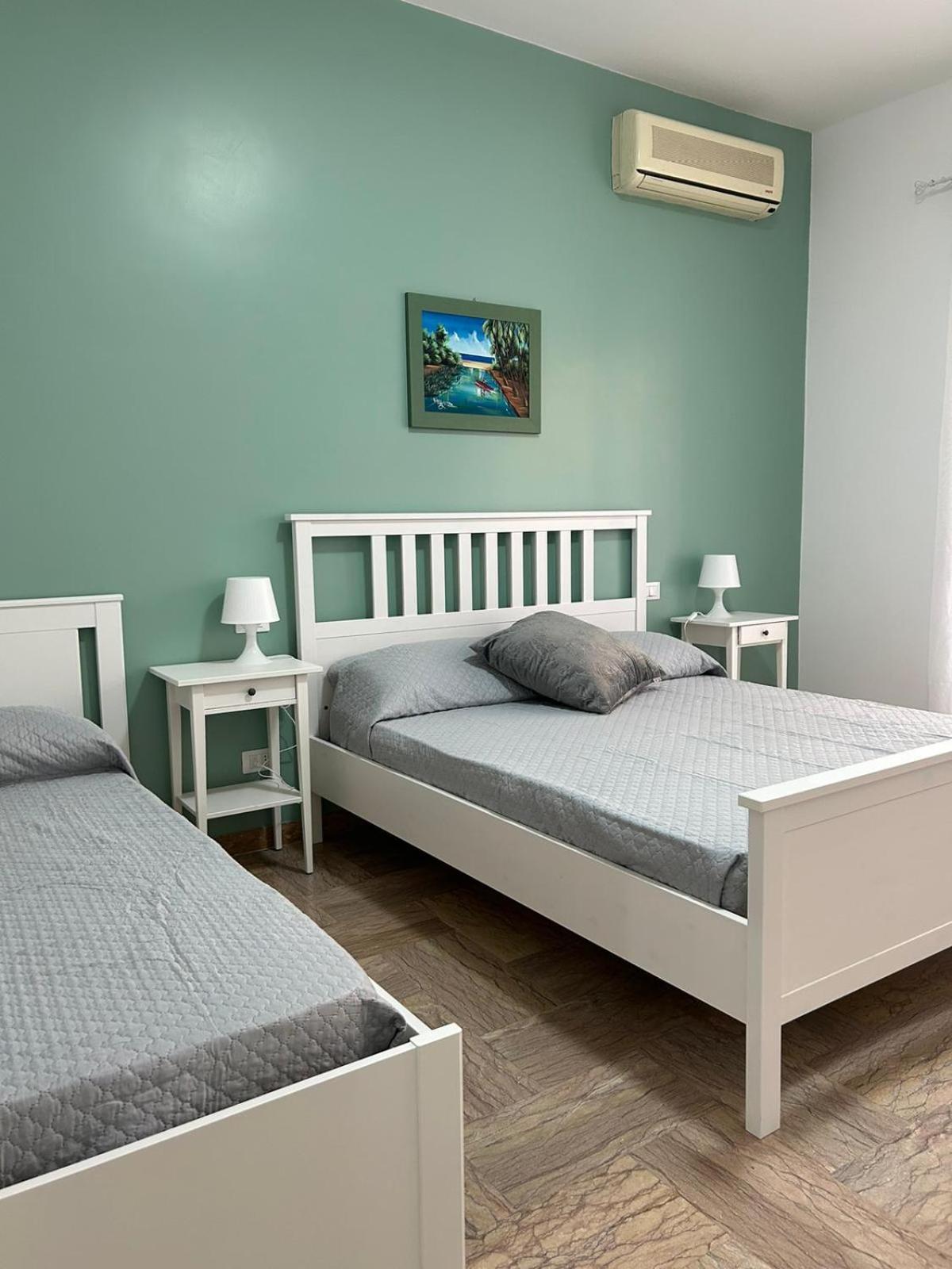 A & F Apartment Рим Екстериор снимка